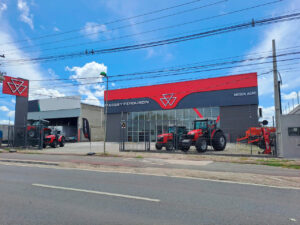 Novas máquinas e logotipo Massey Ferguson são lançados